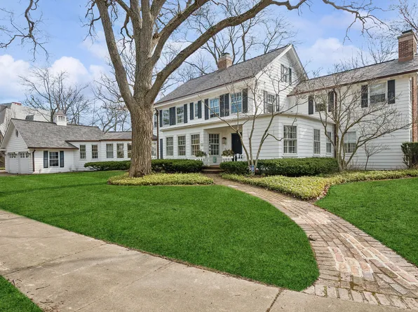 240 Fairview Rd, Glencoe, IL 60022