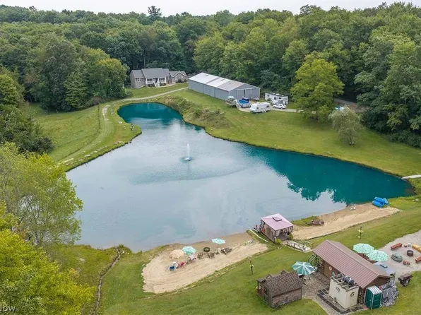 4605 Mount Pleasant Rd NW, Pleasant Rd Nw, OH 44622