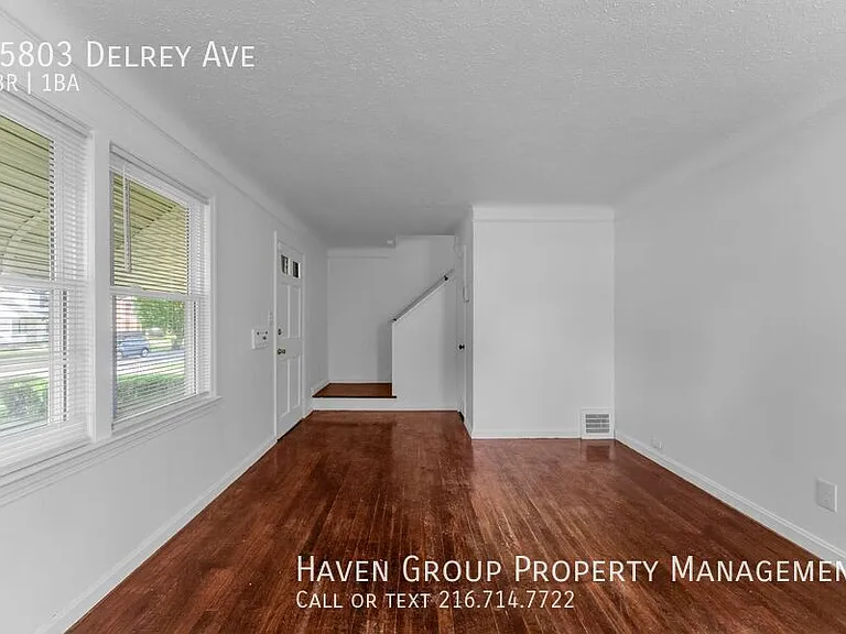 15803 Delrey Ave — Photo 7