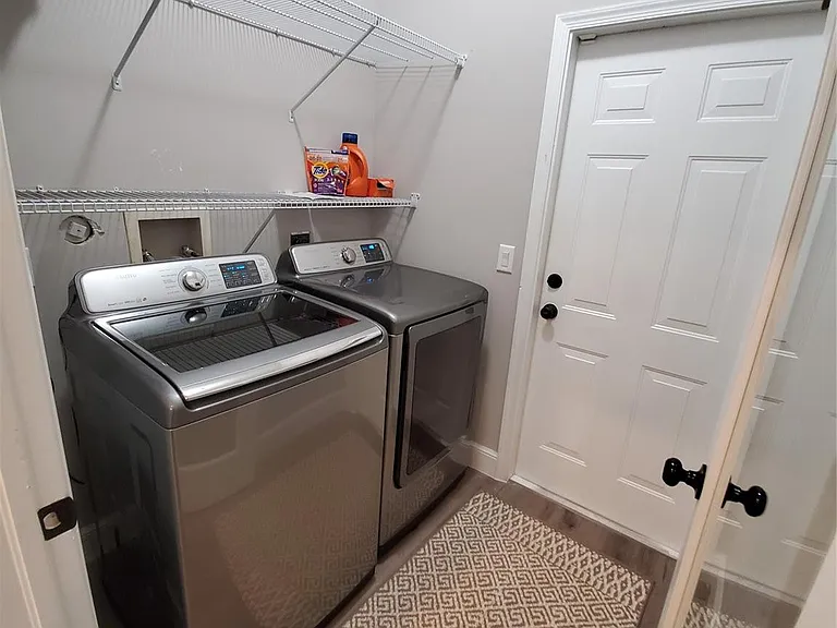 13917 Sheffield Ct — Photo 34