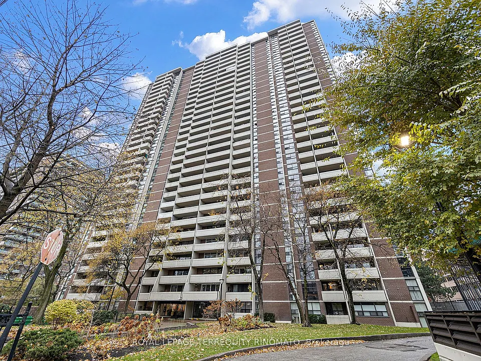 40 Homewood Ave #909