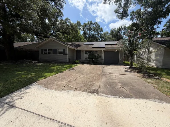 5810 Belmark St, Houston, TX 77033
