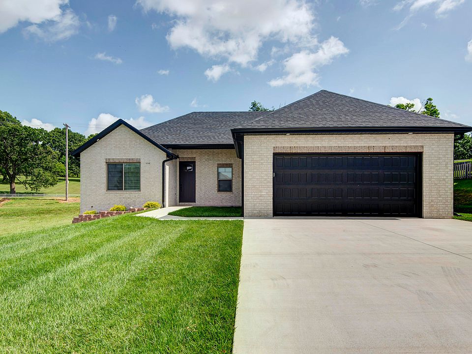 1st image of 1539 W Gaslight Drive