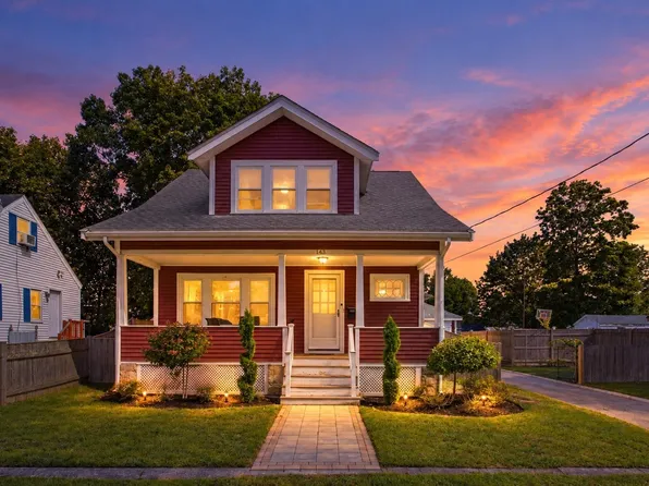 148 Ettrick St, Brockton, MA 02301