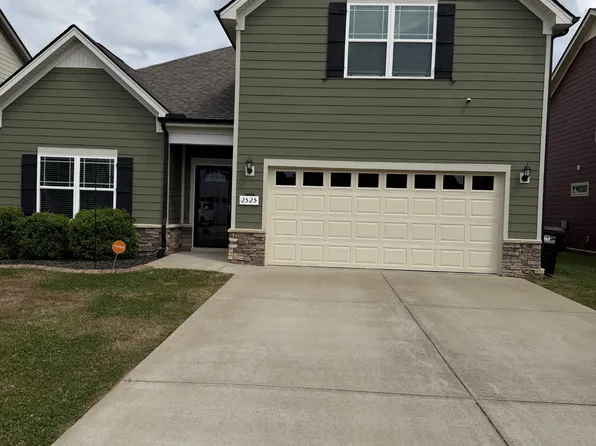 2525 Hollis Dr, Murfreesboro, TN 37127