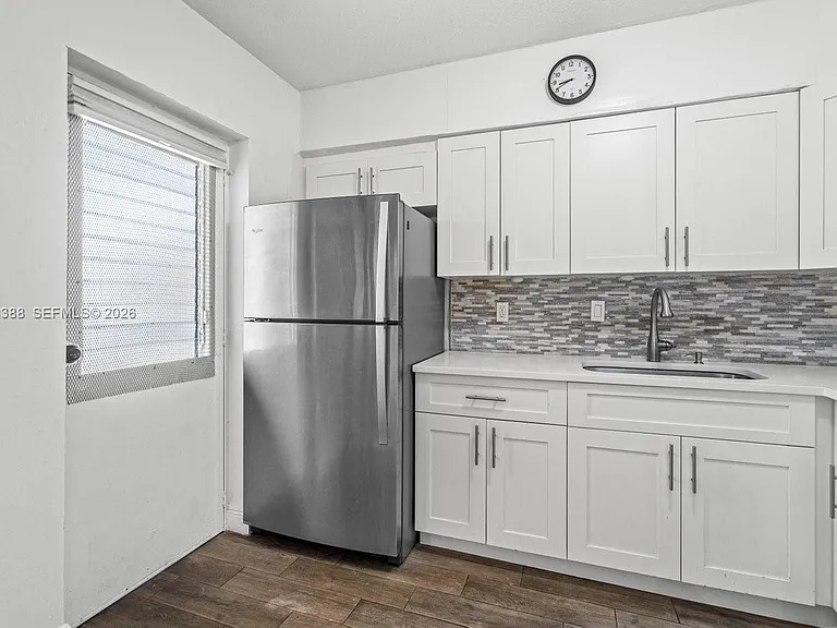 260 NW 19th St #26 — Photo 3
