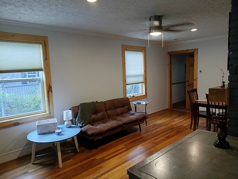 108 Hawthorne Ln — Photo 13