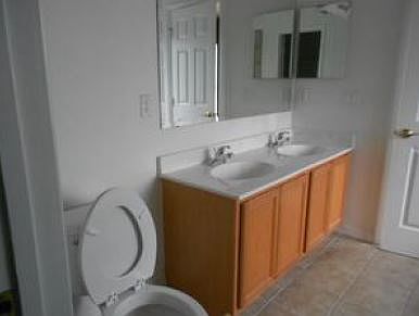 5th image of 519 SW Millard Dr