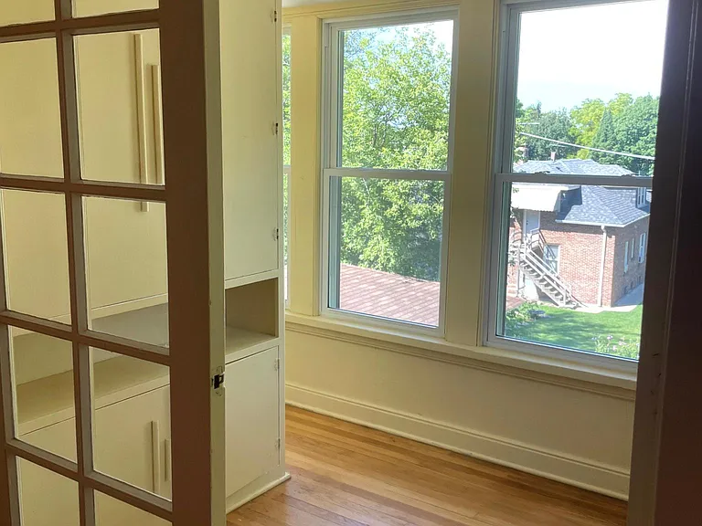 232 S Central Ave #2 — Photo 6