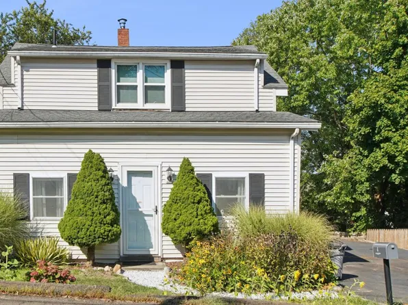 4 Bellview Road, Branford, CT 06405