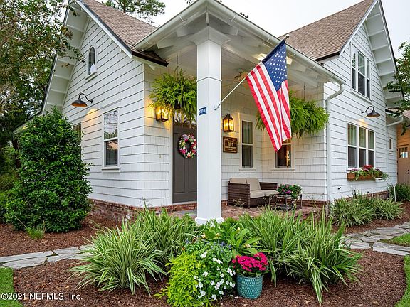 3rd image of 801 Harbor Preserve Ct