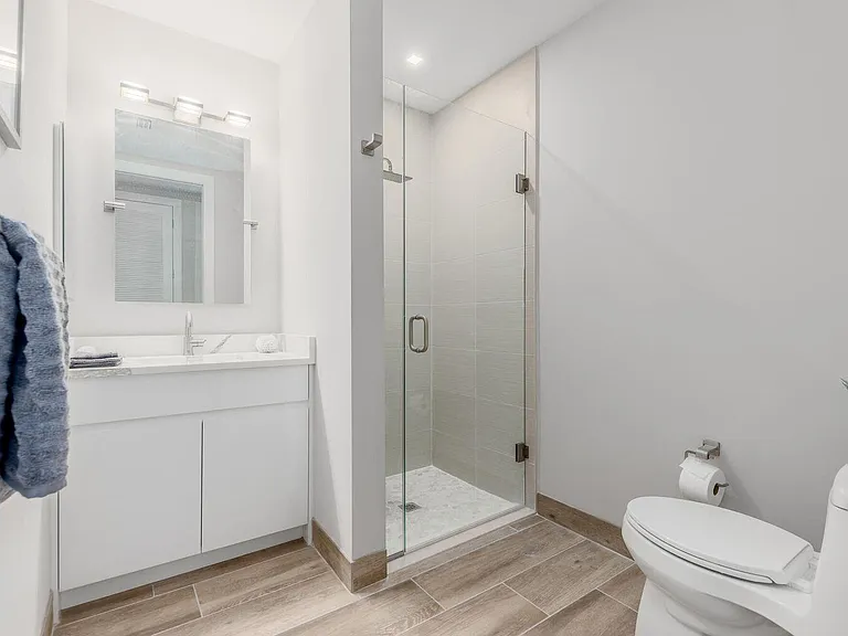 41 SW Seminole St #410 — Photo 23