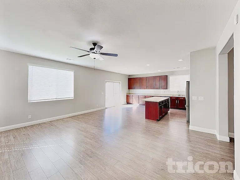 10613 Sand Mountain Ave — Photo 2