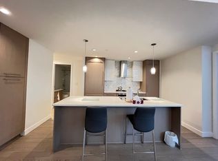 677 W 41st Ave #108, Vancouver, BC V5Z2N1