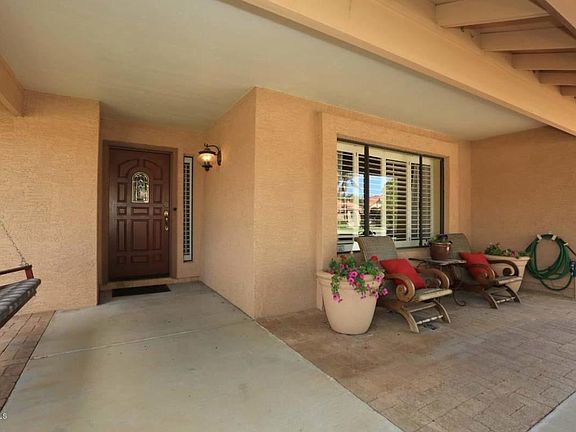 Entry-Front Porch