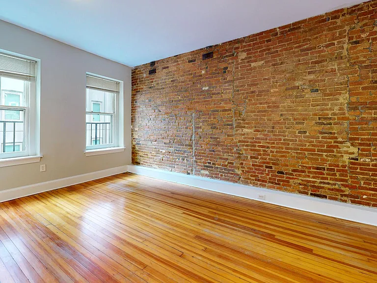 313 N Charles St #3 — Photo 15