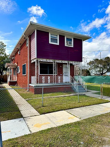 2402 Annette St Photo 1