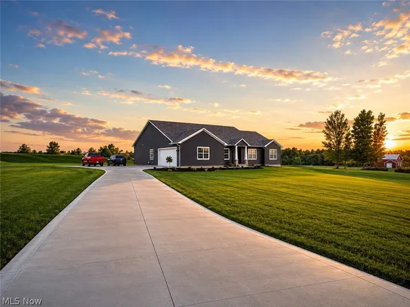 8552 State Route 305, Garrettsville, OH 44231