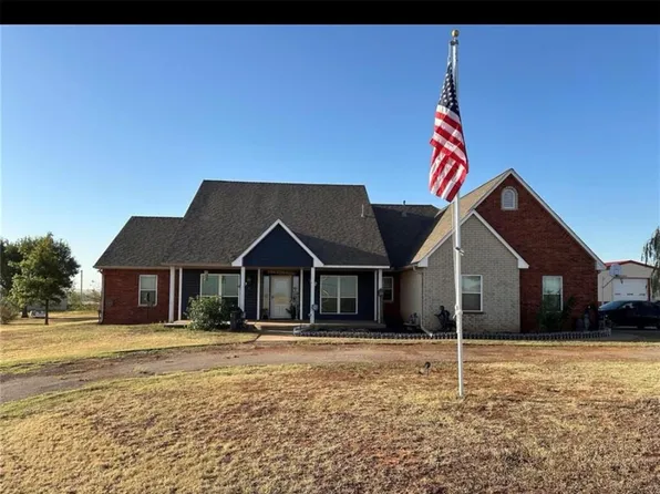 4454 Moffat Rd NW, Piedmont, OK 73078