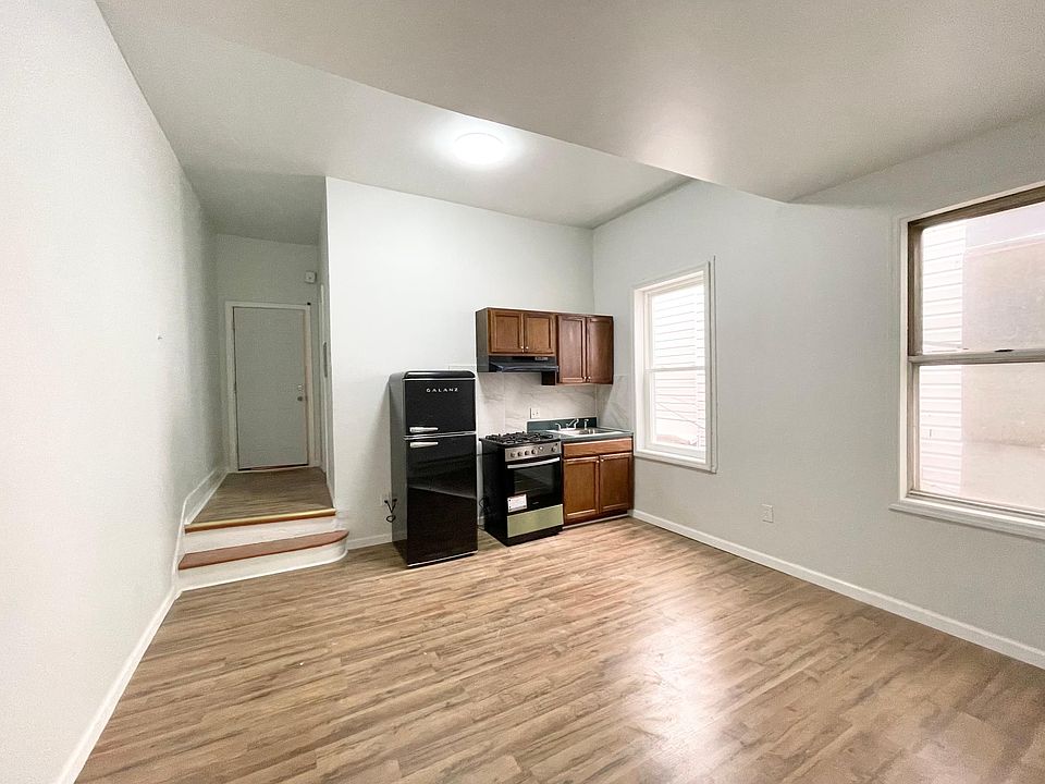1st image of 2308 Cecil B Moore Ave #2R
