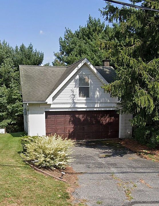 1st image of 594 S 80th St