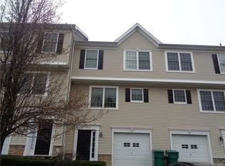 61 Donahue Ln, Manchester, CT 06042
