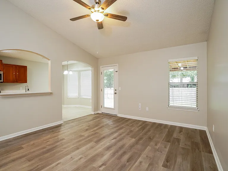 2826 Affirmed Ct — Photo 4