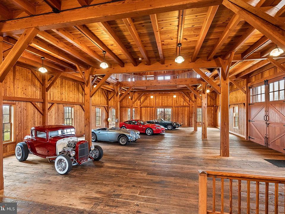 1st image of 21100 W Offutt Rd