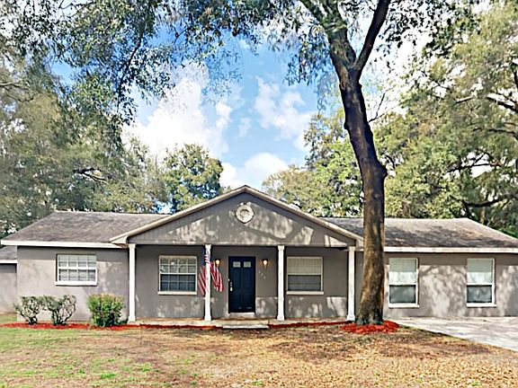 2nd image of 604 Elaine Dr