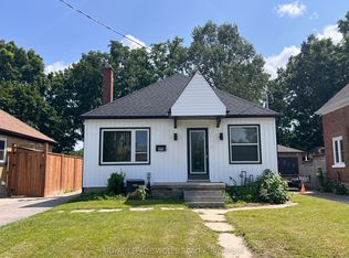 111 Stirling Ave S, Kitchener, ON N2G 3N8