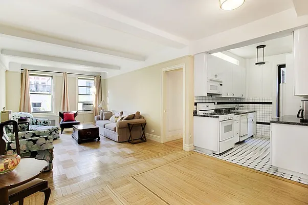 Sold by Prevu Real Estate, LLC | media 14