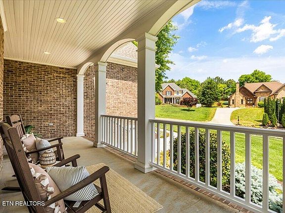 5th image of 1327 Copperstone Ln