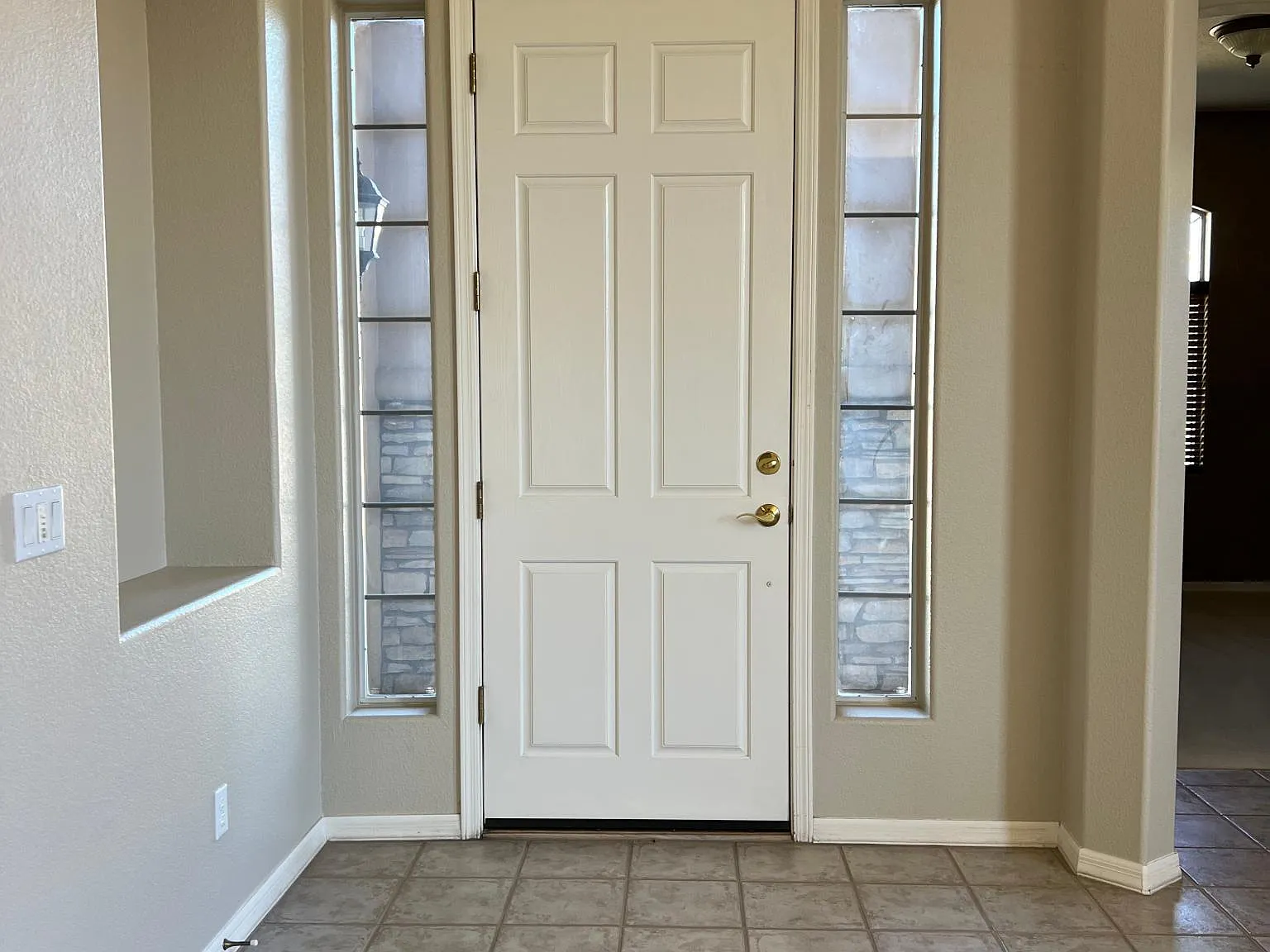 3 bed, 2321 sqft, $2,850 — Photo 4
