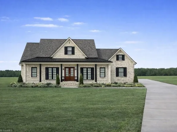 253 Hanes Ln, Lexington, NC 27295