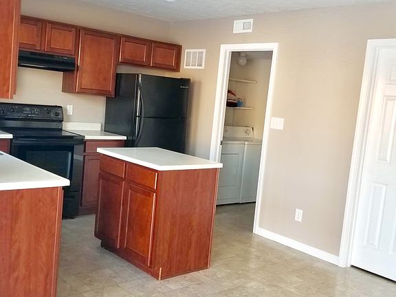 2nd image of 15075 Deer Trail Dr