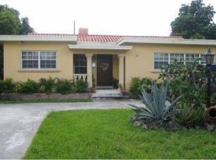 180 Truxton Dr, Miami Springs, FL 33166