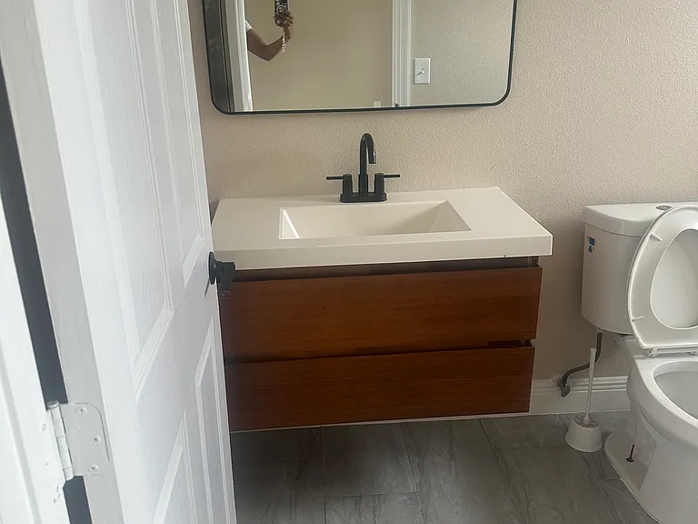 2327 Harbor Town Dr — Photo 9