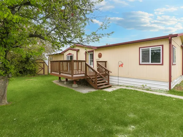 3805 7th St NE Trailer 107, Great Falls, MT 59404
