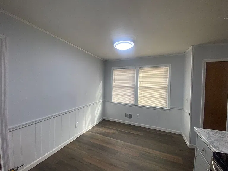 221 Ramblewood Dr — Photo 5