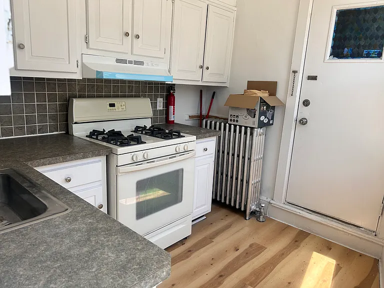 349 Miller St #1 — Photo 11