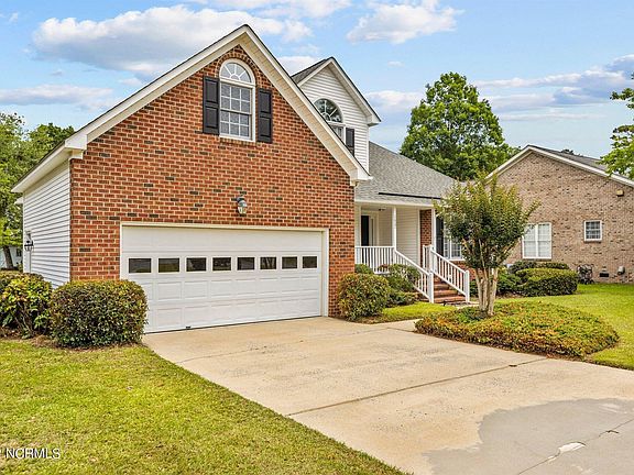 2nd image of 1607 Muirfield Dr