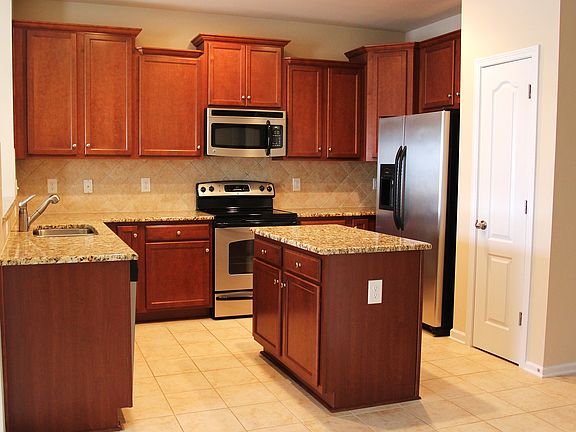 3rd image of 6717 Old Magnolia Ln