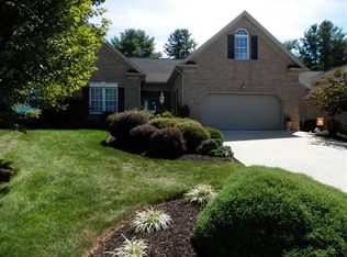 112 Jasper Ln, Waynesboro, VA 22980