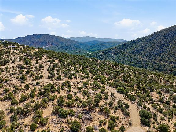 3rd image of 86 Coyote Mountain Rd