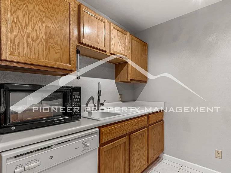 13087 W Cedar Dr #227 — Photo 7