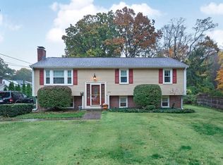 132 Stonybrook Rd, Framingham, MA 01702