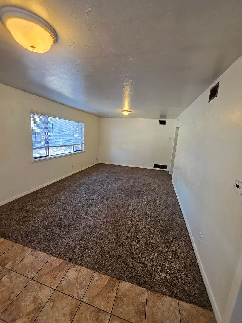 1355 Elm Avenue — Photo 3