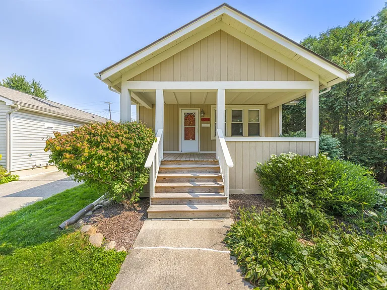 3216 Garden Ave — Photo 1