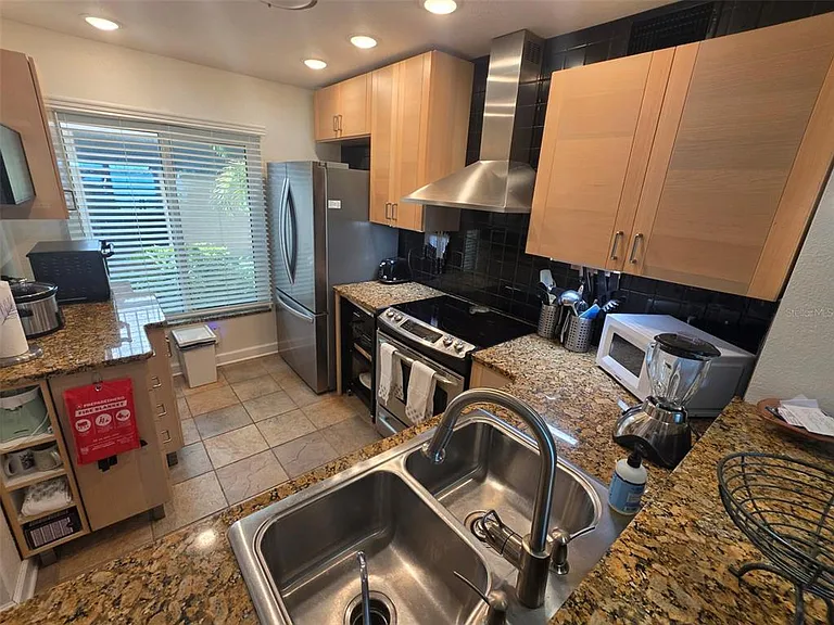 6295 Bahia Del Mar Cir #111 — Photo 8