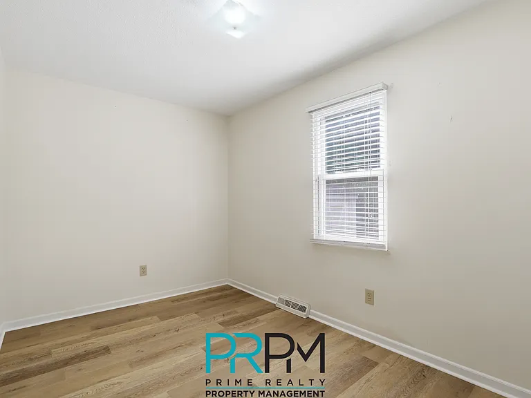 5 Parkstone Ct — Photo 14
